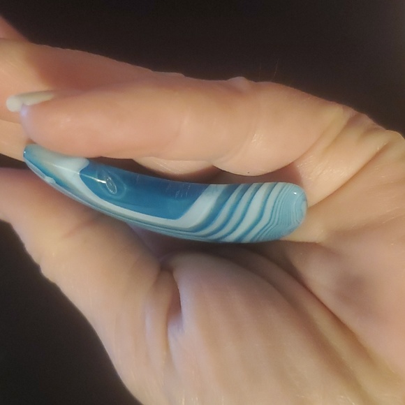 New Blue and White Stripes Agate Crescent Moon Pendant. - Picture 7 of 8